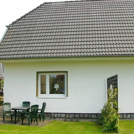 Apartament Ferienwohnung - Am Museumshof Zingst